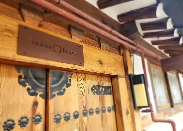 Inwoo Guesthouse