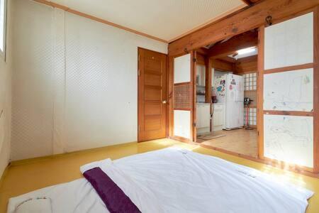 Inwoo Guesthouse Guest house Seoul