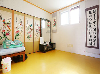 Inwoo Guesthouse 2* Seoul